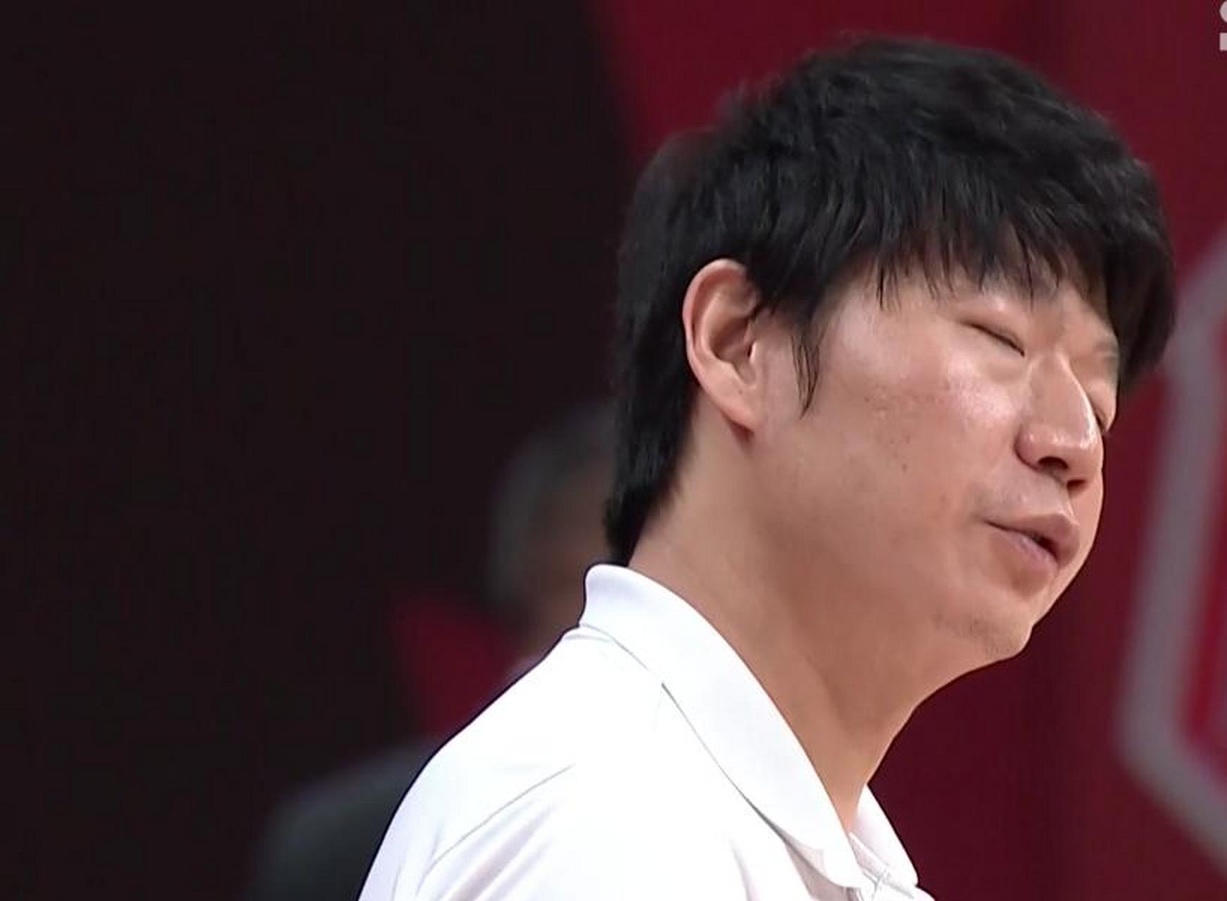 英雄联盟赔率-转折点！曼联战术微调，CBA常规赛赛前攻防权衡，信心回归，球队文化再被提及的简单介绍